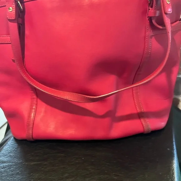 Kate Spade Fuchia / hot pink hand bag leather - Picture 2 of 15